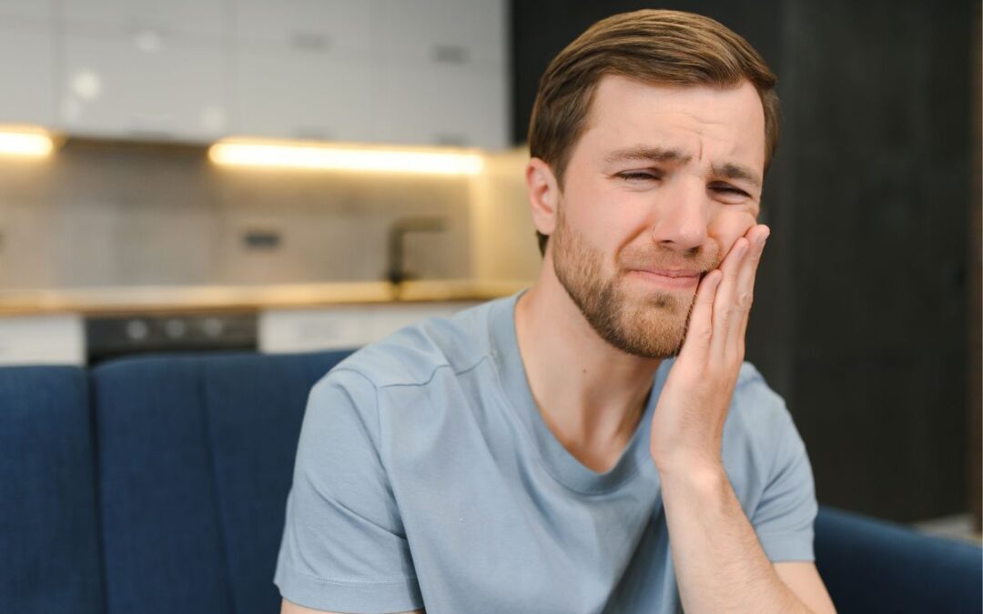 Should I See an Emergency Dentist for Facial Swelling?