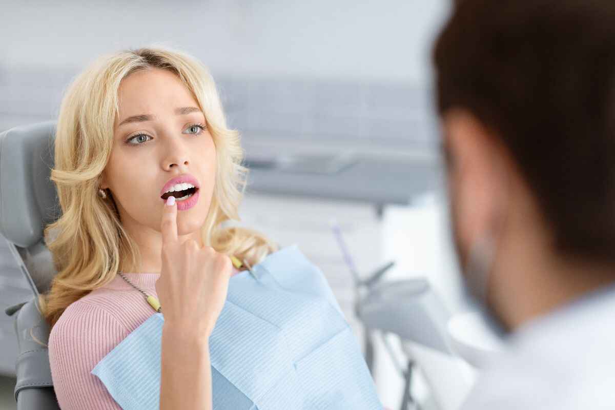 patient ask questions to the dentist patient ask questions to the dentist during dental visit