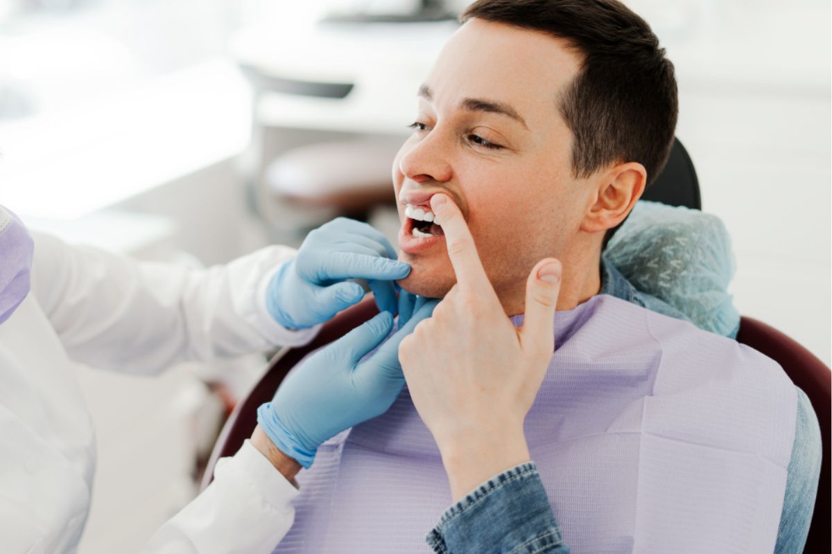 Houston orthodontic consultation for Invisalign treatment planning Houston orthodontic consultation for Invisalign treatment planning